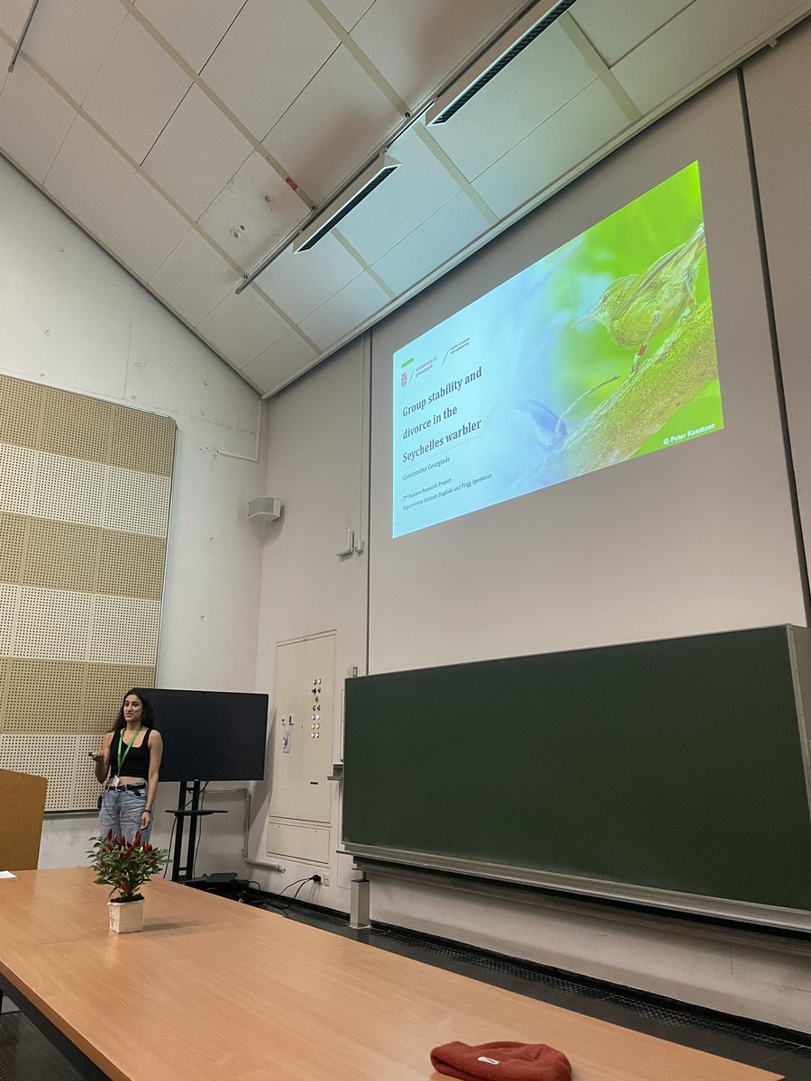 Viviana Di Pietro (@dipietroviviana) on Twitter photo Last talk of the morning session, we have Constantine Georgiade presenting group stability and divorce in the Seychelles warbler 🐦 #Behaviour2023 <a href="/HelenaMFerreir2/">Helena M. Ferreira</a> <a href="/ri_caliari/">Ricardo Caliari Oliveira</a>
We come back at 3pm, with the afternoon session of this symposium! Last talk of the morning session, we have Constantine Georgiade presenting group stability and divorce in the Seychelles warbler 🐦 #Behaviour2023 <a href="/HelenaMFerreir2/">Helena M. Ferreira</a> <a href="/ri_caliari/">Ricardo Caliari Oliveira</a>
We come back at 3pm, with the afternoon session of this symposium!