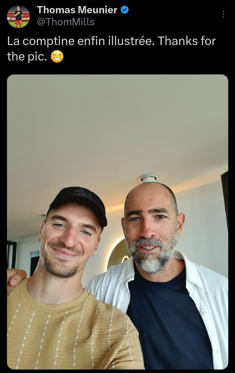 untrucdefoot's tweet photo. "Meunier + Tudor" = selfie légendaire 😂 https://t.co/Nmo7BP97Yl