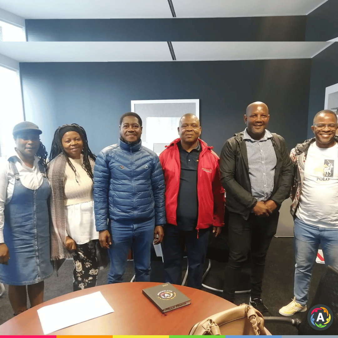 asivikelane's tweet photo. Service delivery can be improved when communities work together with local government. Luthando OVC Care Centre met with the @NMandelaBaymuni Director of Human Settlements to discuss service delivery.
#basicservces #informalsettlements #Asivikelane https://t.co/EUlgroI2E1