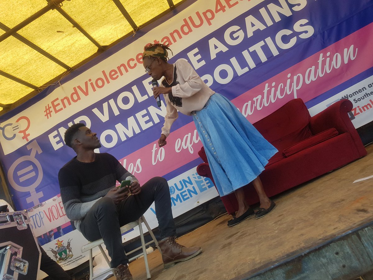 MercyTakanayi's tweet photo. Theatre displays speaking against Women to women abuse. Akati mukadzi ndewepamba ndiani. Hopley Huchi, thank you for standing for women.
#EndViolenceStand4Equality 
#WomenInclusioninPolitics
@zccinzim 
@unwomenzw 
@GenderZimbabwe https://t.co/TB2nCqzt6i