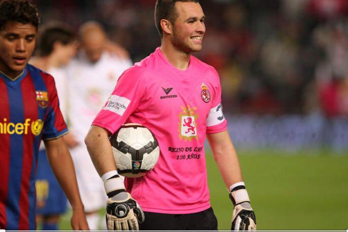 ⚽️ Mañana jueves, segunda entrega de la ‘Tertulia de las Leyendas’ en <a href="/RadioLeonSER/">Radio León - SER</a> a las 15:20.

➡️ Belarmino López
➡️ Luis Ballesteros
➡️ José Díez
➡️ Diego Calzado

📱 Envía tus preguntas para ellos en una nota de voz al whatsapp 609 21 99 51.

Os esperamos 🙋🏻‍♂️