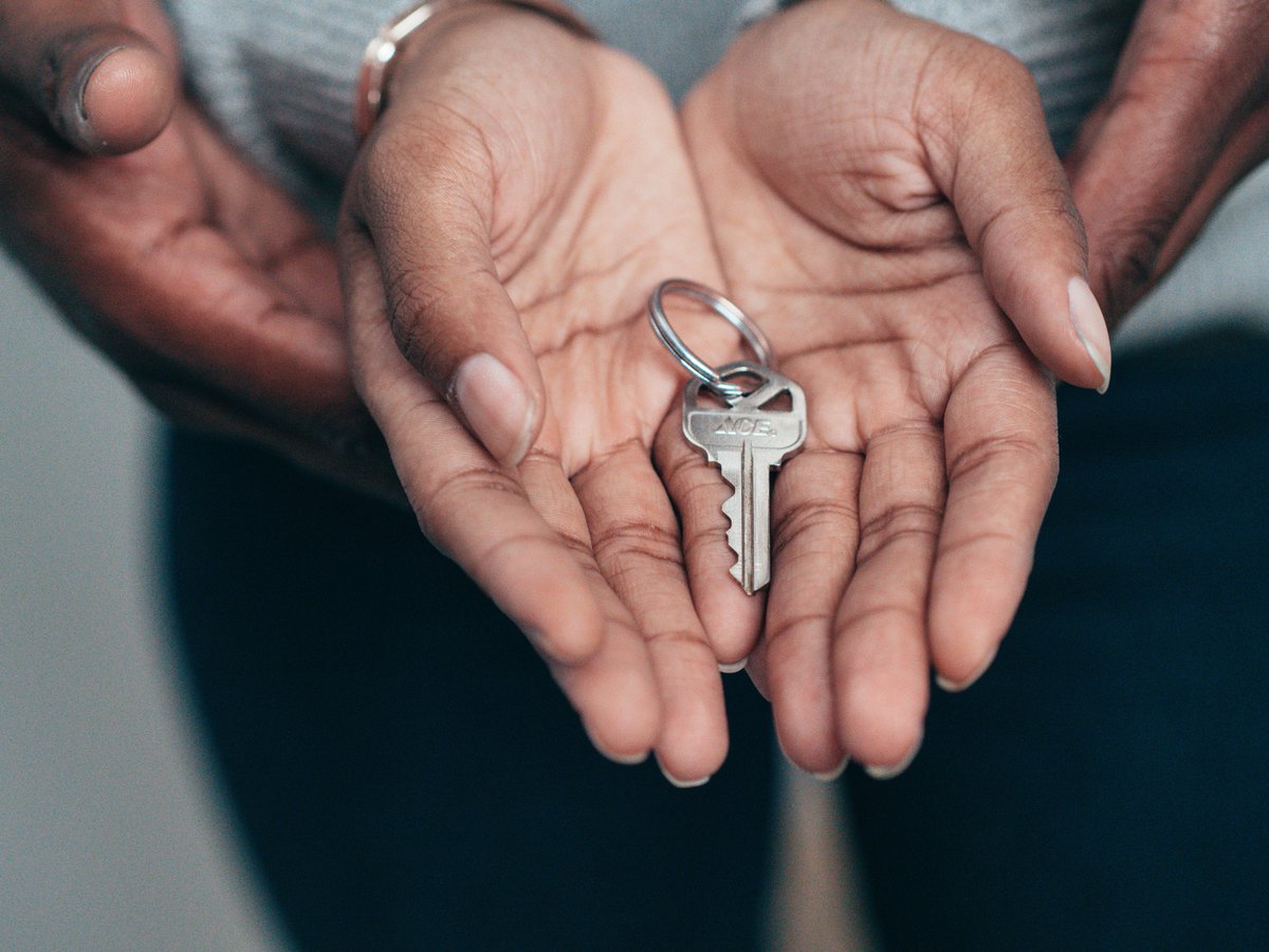 Are you interested in buying a home but concerned about not having the required 20% down payment? No need to worry, as there are multiple options available that you can explore. 

Learn more: bit.ly/3qplpJj
