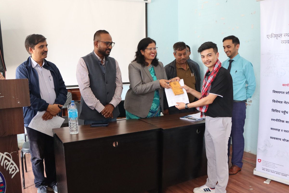 InvestinNepal's tweet image. Highlights of #ProjectBUILD Orientation Day. SMEs were on boarded and expectations were aligned! SMEs interacted with municipality leadership. Legal &amp;amp; marketing experts elucidated on masterclasses. Insights were also shared by OTW’s past BDS recipients.