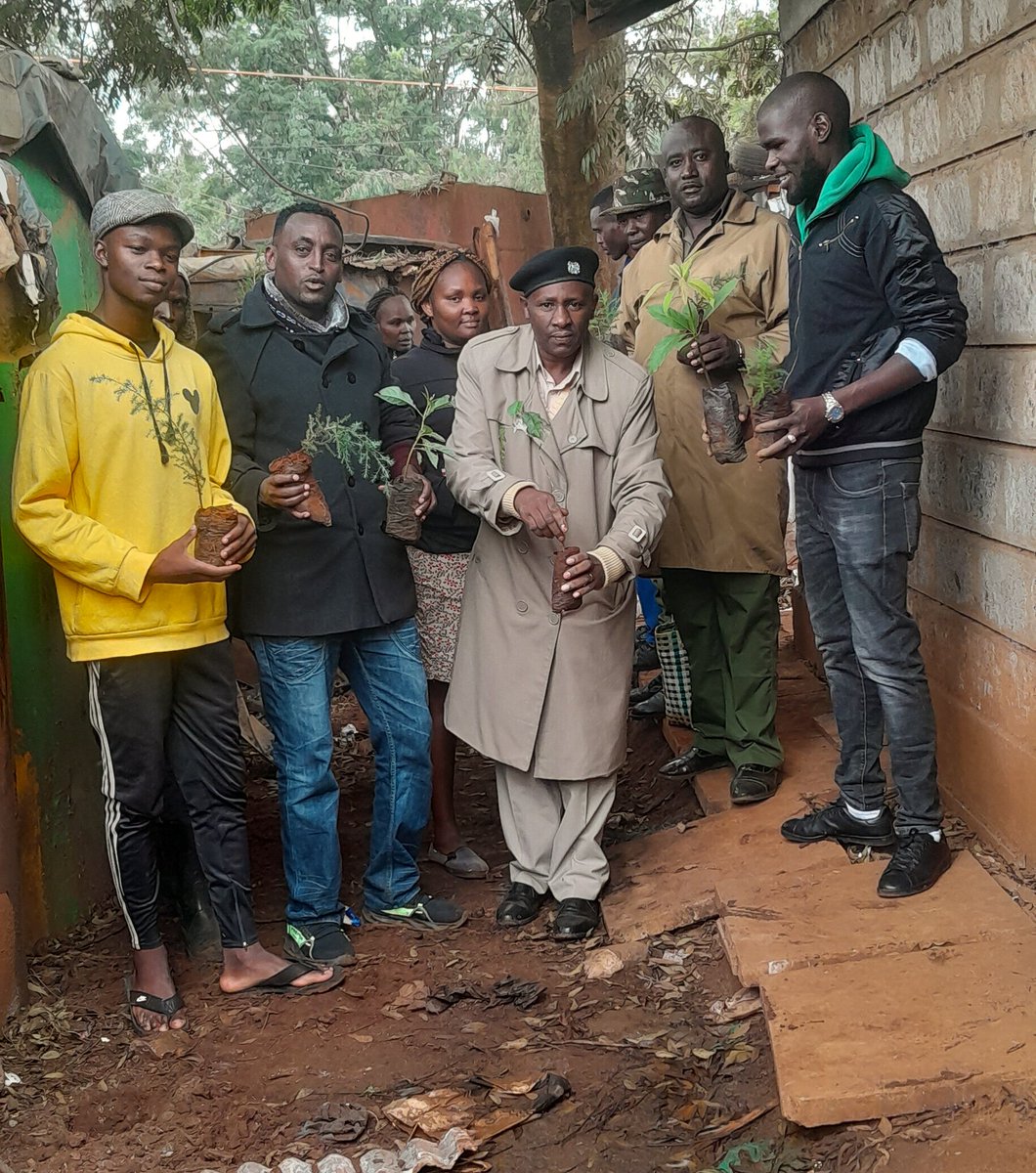 HaronFeasco's tweet photo. The climate emergency is a race we are losing, but it is a race we can win. #treeplanting #climatechange #reforestation #ecofriendly #savetheplanet #PlantTree
#inclusion4climatejustice
#HaronFeasco https://t.co/bo6PY47pPC