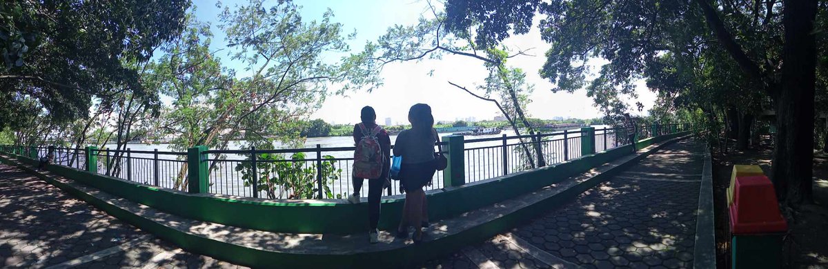 penge_kape_'s tweet photo. safest place https://t.co/4UsTxzCW9o