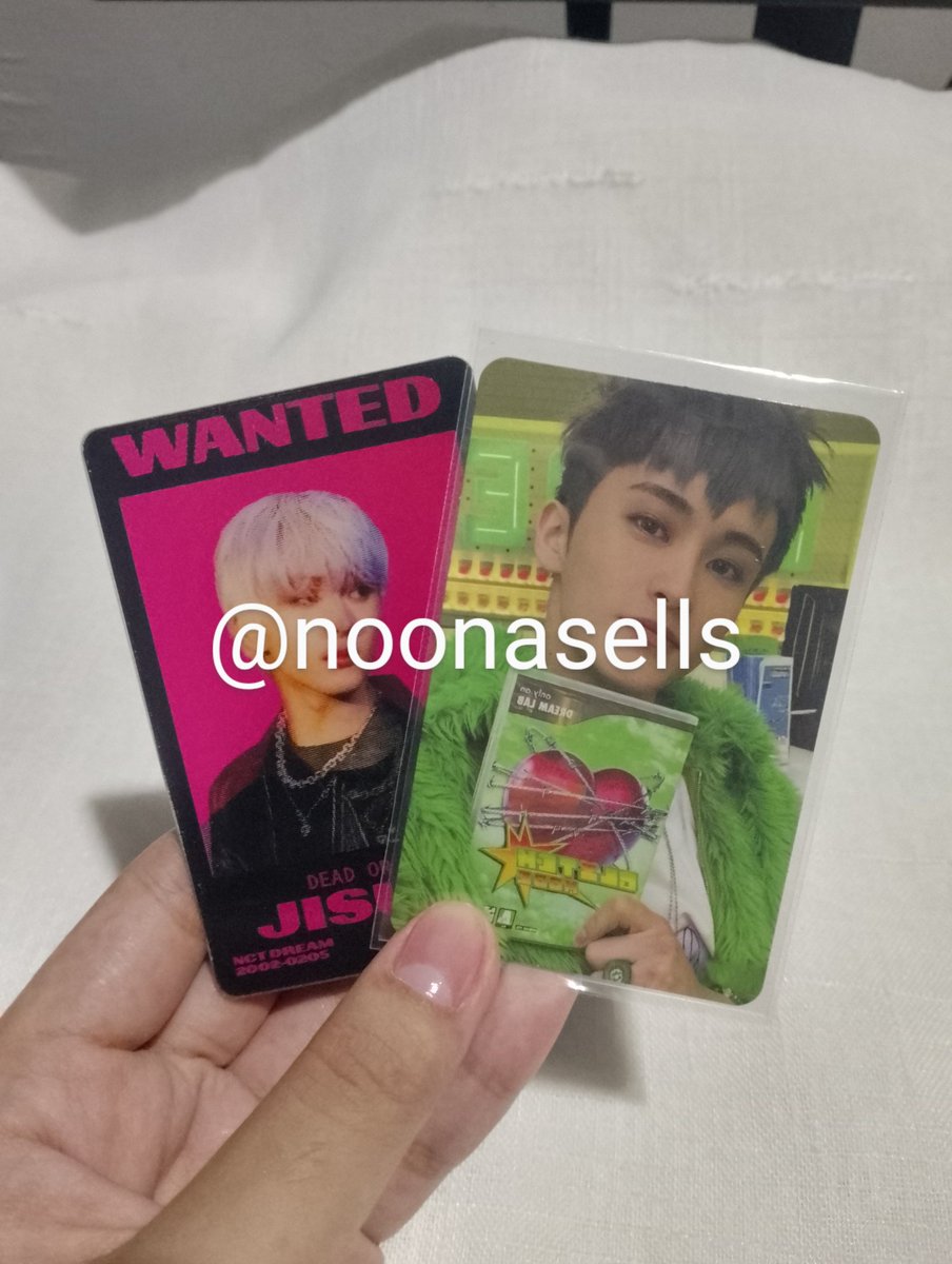 noonasells's tweet photo. WTS LFB PH ‼️‼️  ‼️‼️
🌻MARK &amp; HAECHAN pc 🌻
- GLITCH MODE set : 100 
- SG 2022 set : 100
- GM fatirk film pob : 50 
- FAVORITE oblong cards : 70

NCT dream 127 jaemin jeno chenle renjun jaehyun taeyong doyoung jungwoo yuta johnny taeil haechan jisung https://t.co/BrpEAznZYz