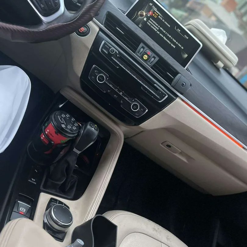 motorstrade221's tweet photo. BMW X1 2016 Xdrive 28i 
 _Moteur_ 4 Cylindres 2.0 Essence 
 _B.V_ Automatique 
✅Révision complète 
à 107.000 KMS 
Double toit panoramique
Intérieur Cuir Blanc 
🔘 Visible à Dakar Sacré Cœur

📞+221785353030 https://t.co/Ad6EnN40Hu