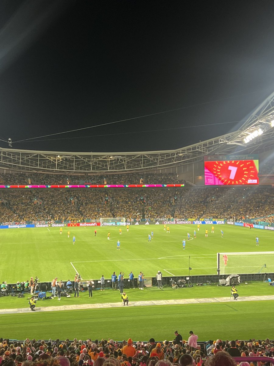 Come on <a href="/TheMatildas/">CommBank Matildas</a> big second half needed! #FIFAWWC