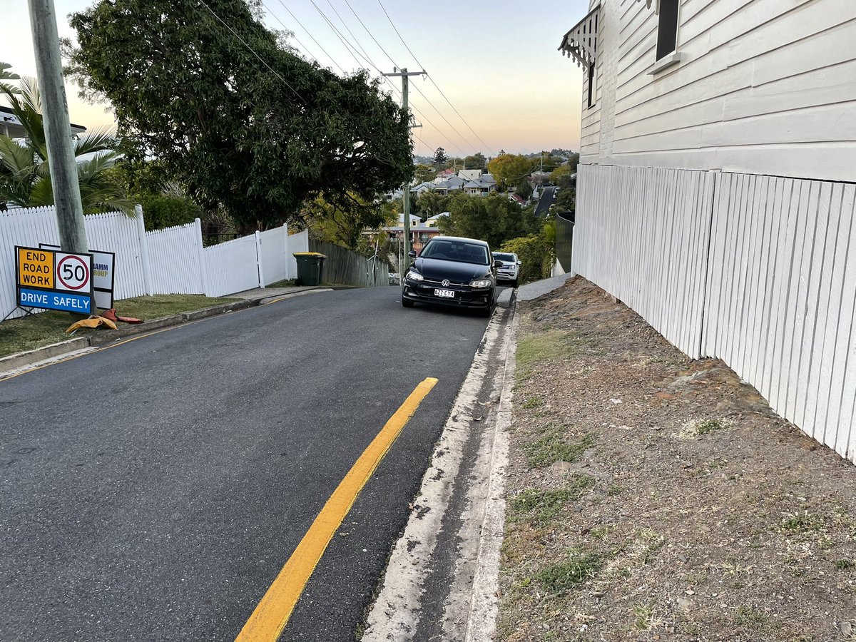 mickeyd64's tweet photo. And on the other side, need to make sure drivers can hit the legal (but far too high for this street) speed asap. #UnwalkableBrisbane https://t.co/NdIuwLVZb8