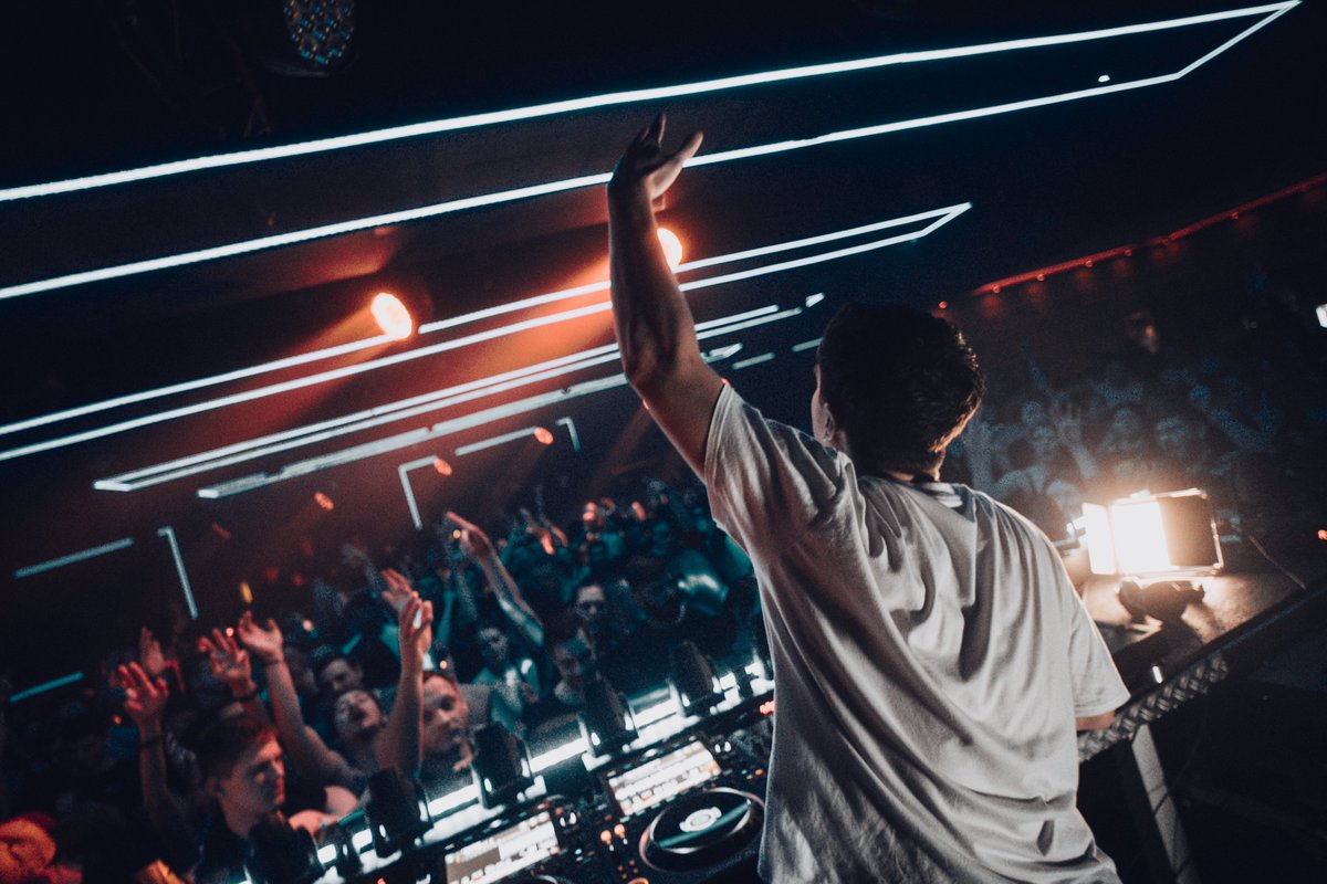 RVAGE has been in charge of the decks this year with his crazy kicks in '𝙃𝙮𝙥𝙚𝙧𝙨𝙥𝙖𝙘𝙚' 🚀, '𝘽𝙧𝙞𝙣𝙜 𝙄𝙩 𝘽𝙖𝙘𝙠' 🔙, '𝙃𝙖𝙣𝙙𝙨 𝙐𝙥' 🙌, and his latest tune '𝘿𝙤 𝙄𝙩 𝙇𝙞𝙠𝙚 𝙏𝙝𝙞𝙨'! 💥

Which one is your favourite so far?