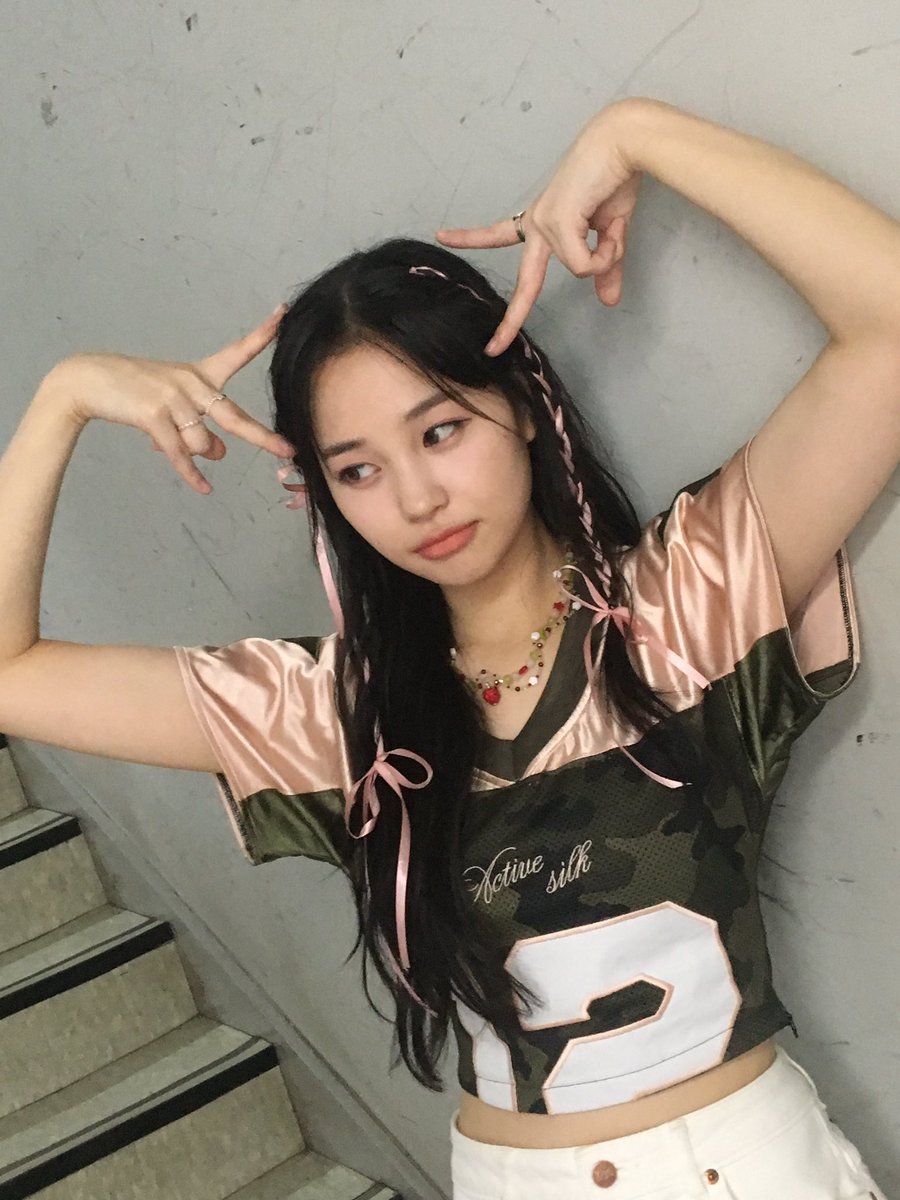 Weeekly (위클리) tweet media