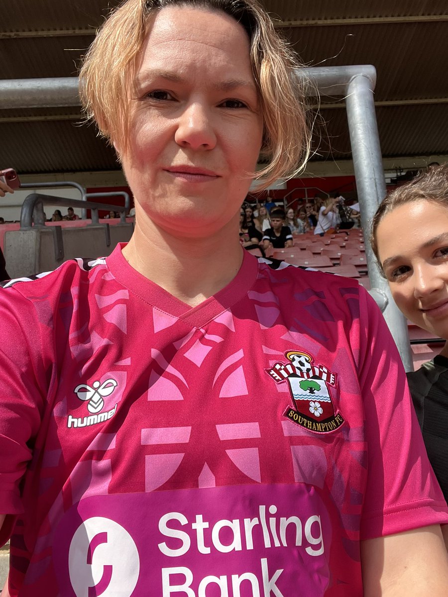 TenaciousCeeEl's tweet image. New season, new shirt #22Howard @BethanyMay95 @SaintsFCWomen