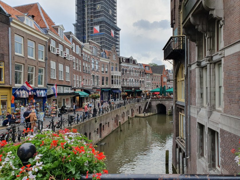 gordonoriain's tweet photo. Bhain mé an-taitneamh as an gComhdháil Cheilteach in Utrecht le gairid in éindí leis an Dr Ailbhe Nic Giolla Chomhaill agus Gaëlle Clion ó @GaeilgeAtUL @ICCS23 #iccs23 https://t.co/ku3e2r5Los