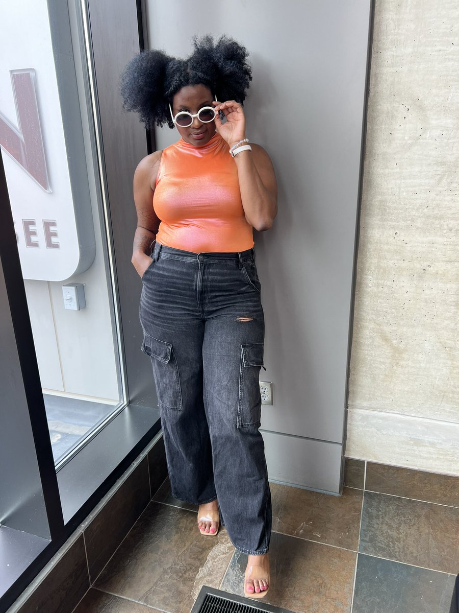 BossNilaa's tweet photo. Happy Birthday to meeee 😛🥰 https://t.co/tFjgFje79E