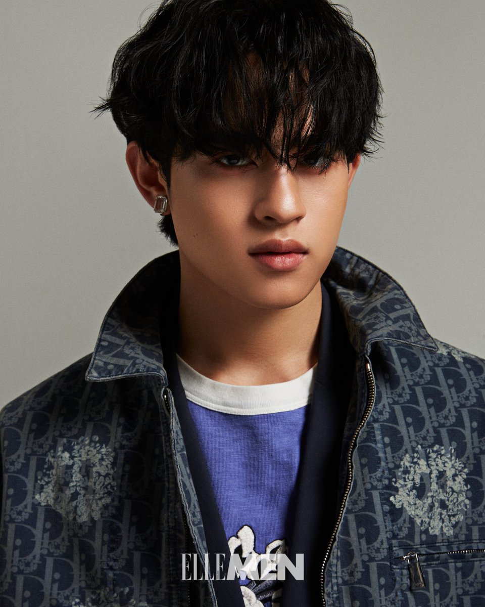 ladyheronstairs's tweet photo. HD VERSION JESUS CHRIST I NEED A MOMENT GIVE ME A MOMENT?????

#barcodetin #unit https://t.co/ENQy1BQNr8