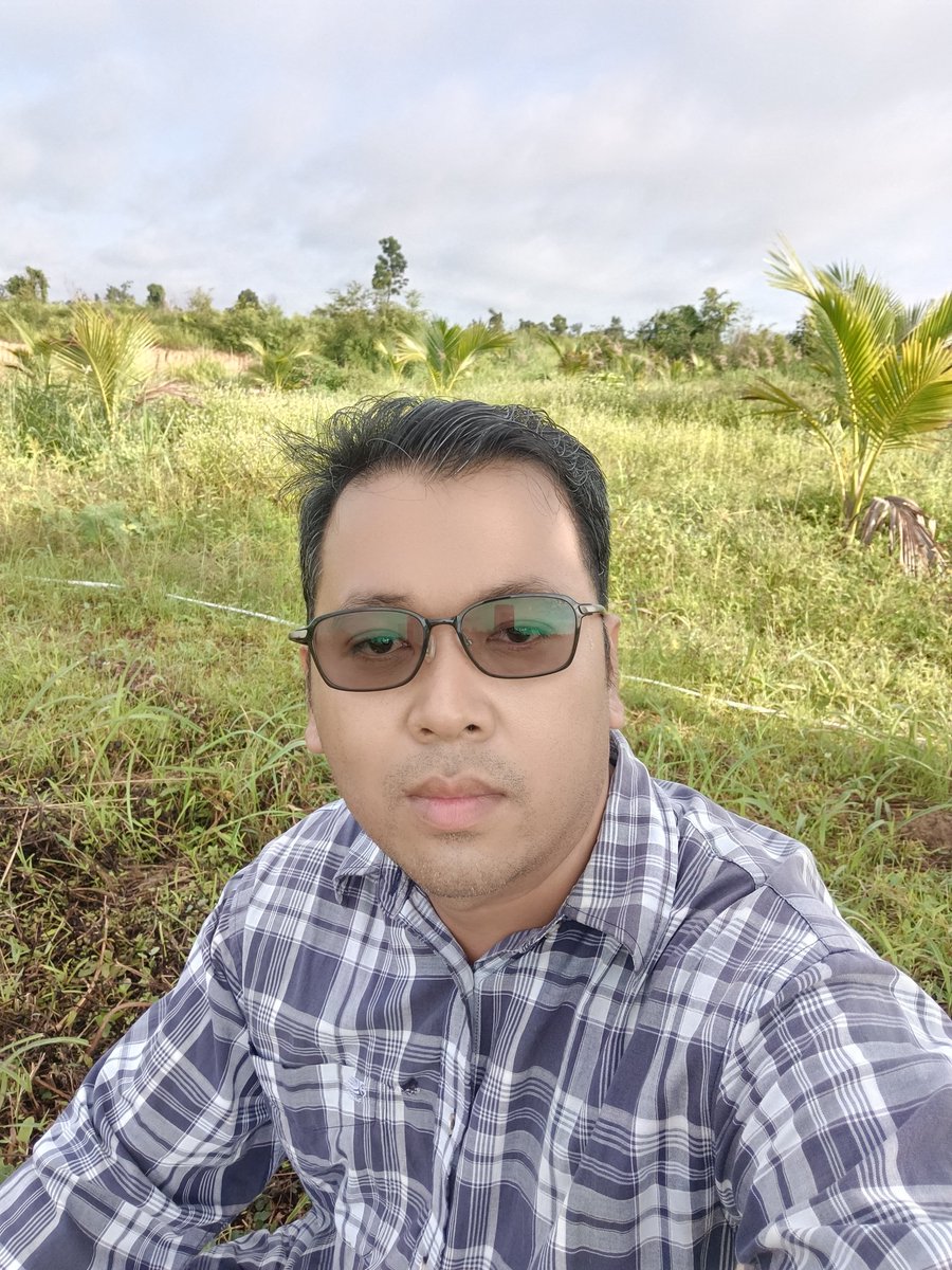 Thearith130285's tweet photo. My Farm https://t.co/5FvsWJG2Zs
