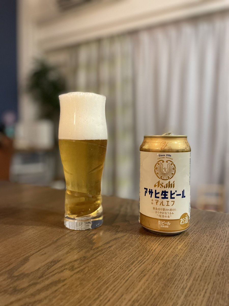 beersuke_d's tweet photo. 今日の晩��。1980年代、販売シェアで遅れを取っていたアサヒが、不死鳥をイメージして開発したビール。実は不死鳥（フェニックス）の頭文字を「F」と勘違いしていた（正しくはphoenix）という微笑ましいエピソードを持つ「人に語りたくなるビール」#本日の晩酌 https://t.co/N7st8bVwbM