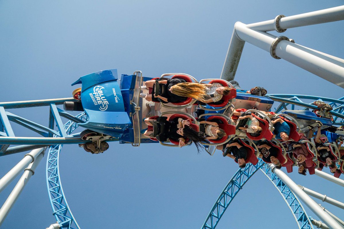 europaparkNL's tweet image. Het is #RollercoasterDay, dus we willen graag weten wat jouw strategie is...
Ga je eerst naar de verste delen van het park om #WODAN te rijden? Of ga je meteen naar de achtbanen bij de ingang zoals #SilverStar? Of heb je als hotelgast misschien een andere strategie?
