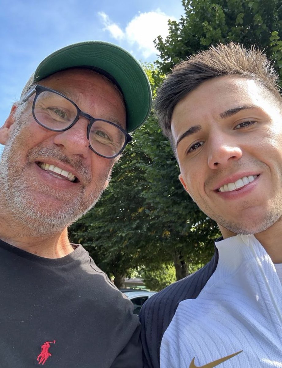 PaulMerse's tweet photo. What a player!! @Enzo13Fernandez https://t.co/CttMcljvTp