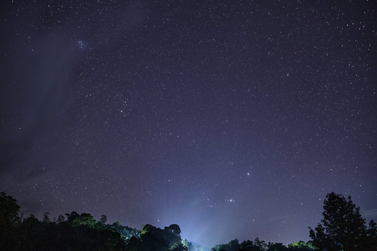 lost_watch's tweet photo. Orion, Taurus, Aldebaran, Rigel and Betelgeuse
#stars #NightPhotography https://t.co/BeQyZkfx6k