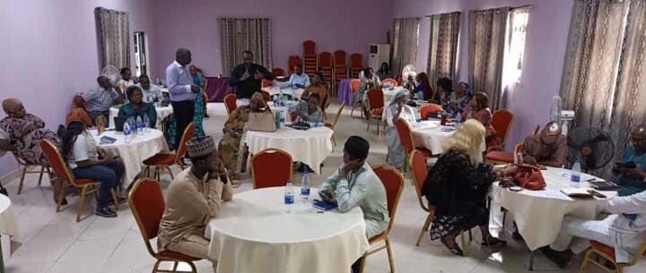 ninerelaplus tweet media