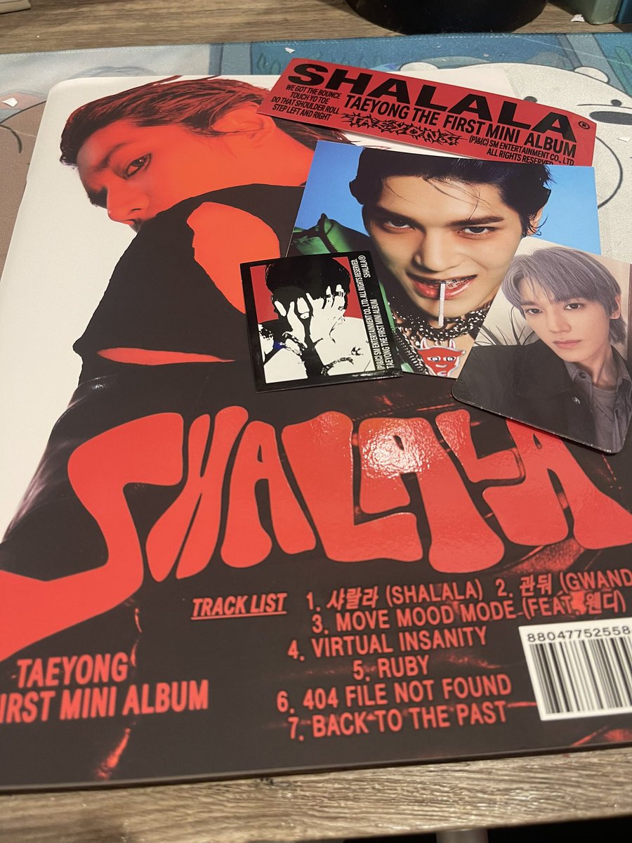 daylightnct's tweet photo. Thank u so much @phyricshop !! Taeyong came home naa, worth the wait #Phyricproofs https://t.co/20Wia6eZE3