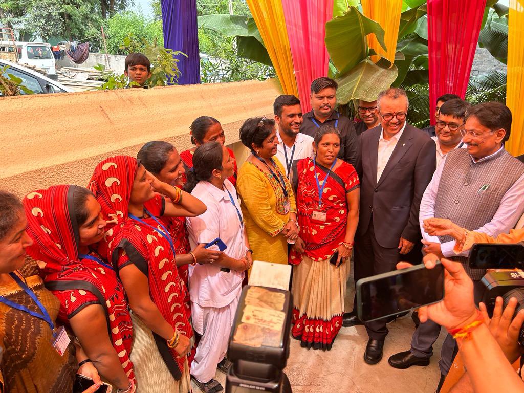 Honoured to visit the wellness and health centre in Adraj-Gandhinagar, #India, which provides #primaryhealthcare services, including maternal care and management of noncommunicable diseases, to almost 5000 people from 1000 households. This is what #HealthForAll looks like.