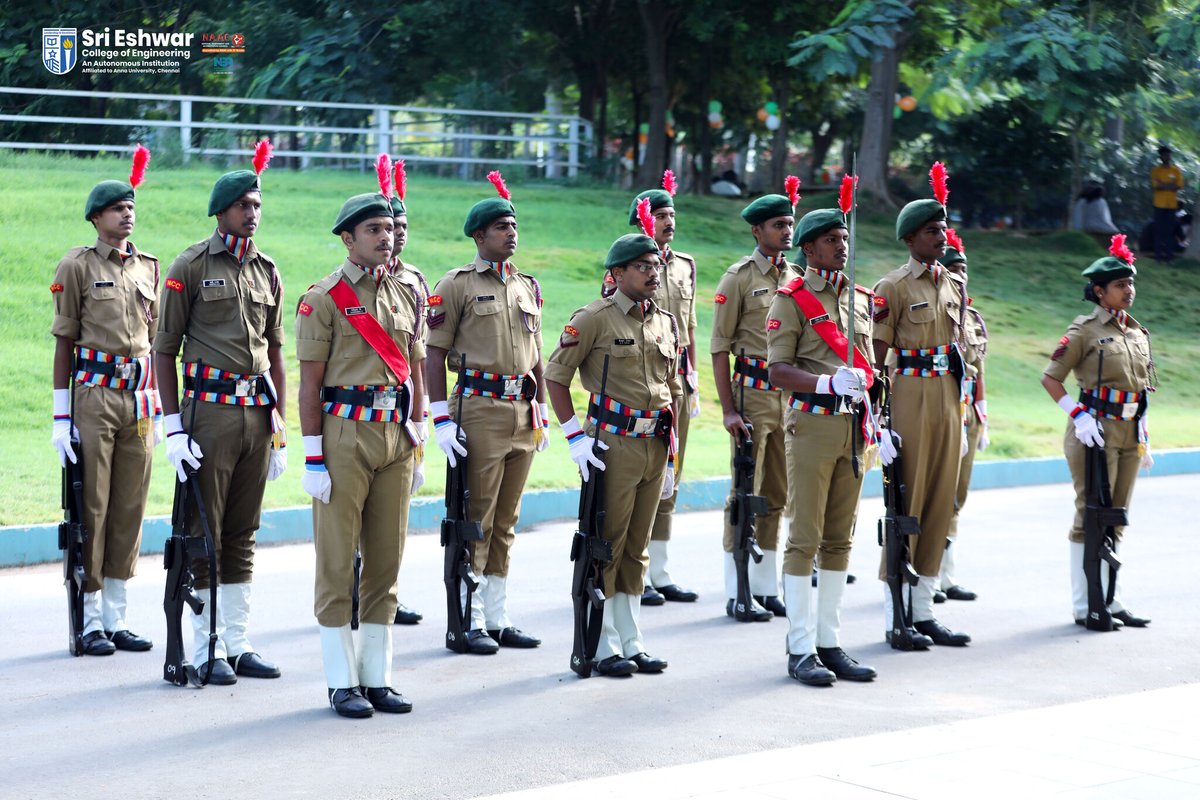 srieshwar_cbe's tweet image. We are happy to share the Glorious Memories of the 77th Independence Day Celebration at Sri Eshwar College of Engineering.

Visit Us: bit.ly/441d1xe

#sece #srieshwar #srieshwarcollegeofengineering #happyindependenceday  #merimatimeradesh #tiranga