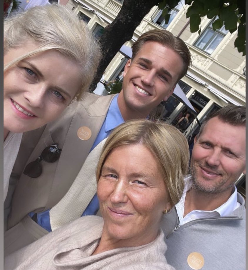 Førstekandidatene våre er på plass i Arendal , sammen for folket

#arendalsuka2023