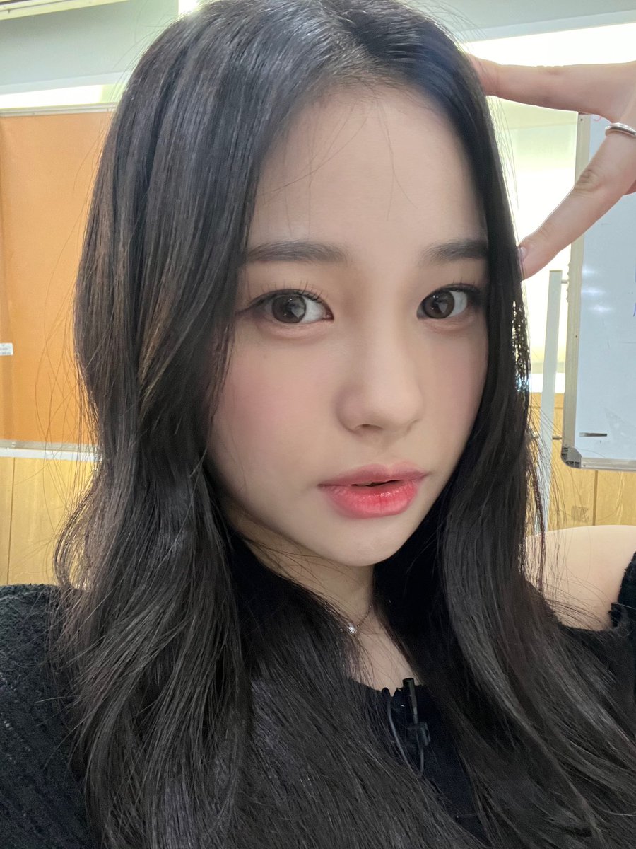 weeeklyweverse's tweet photo. [230816]🐰💬

daileee (⸝⸝ᵒ̴̶̷ ·̫ ᵒ̴̶̷⸝⸝) ♡
my four-month journey on Queendom Puzzle is over! 
thank you so much to daileees who have supported me all this time you’ve worked hard ㅠㅠ
while filming and preparing for the stage i had a lot of worries-

#Jihan #Weeekly

+ https://t.co/T6FXsdNDHI