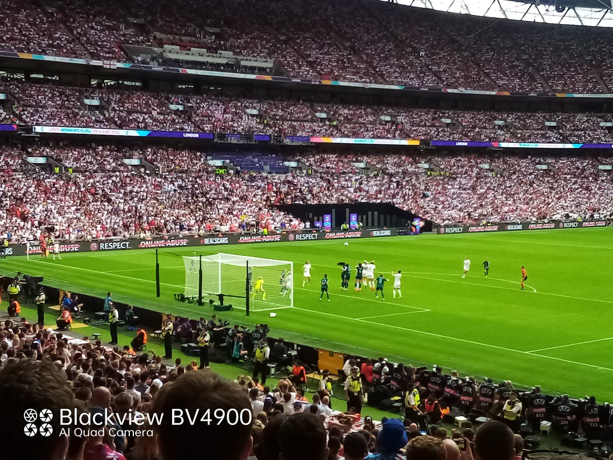 PeoniesEnvy63's tweet photo. Last year I sat in a packed Wembley watching an amazing Russo goal to secure a win at the women's Euros. Today I am on the settee, but Russo has secured England's place in the world cup final. Hear those lionesses roar! https://t.co/vyZBCyBOog