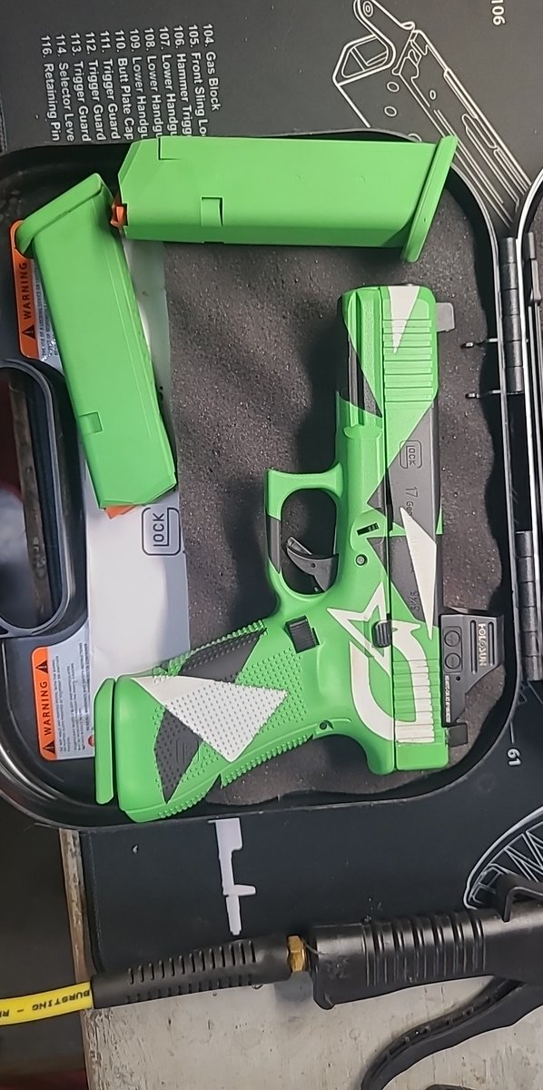 LA_Animosity's tweet photo. @OpTicTexas @H3CZ #Greenwall https://t.co/GQL1GZmpXu