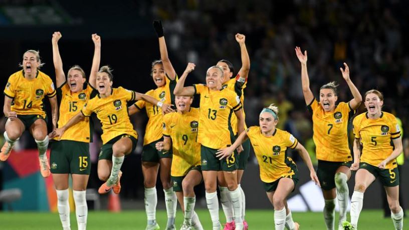 Beaten but not bowed. What a magnificent few weeks the Matildas have given us. In a country often polarised, they had us all cheering, and their spirit and sense of inclusion has brought so many more people to sport. Girls, we couldn't be prouder of you! ❤️#Matildas #TillItsDone