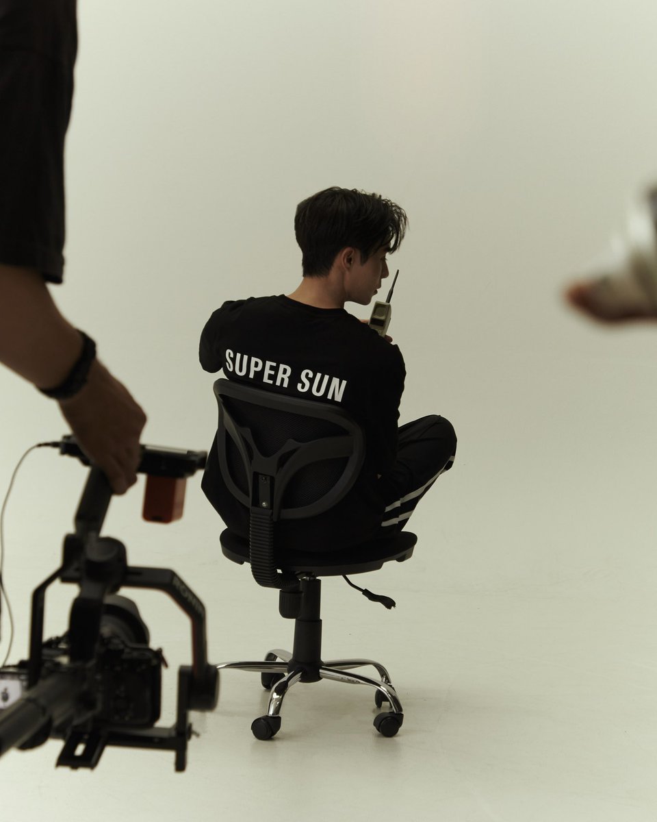 ssupersun's tweet photo. SUPER SUN, start loading

#SuperSun
#YourEverydayOrbit https://t.co/AhRZKtItM1