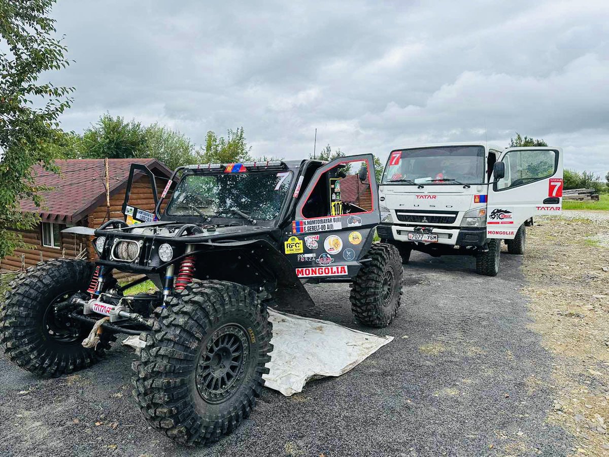 Номт инженеринг багийн 7 дугаартай #ТАТАR маань техникийн үзлэгтээ тэнцэж уралдах эрхээ авлаа Баг хамт олны зүгээс баяр хүргэж улам их амжилт хүсье. #NomtEngineering #TeamMongolia #gclass #gclass4x4 #mercedes #rainforestchallenge 🇲🇳🇲🇳🇲🇳
