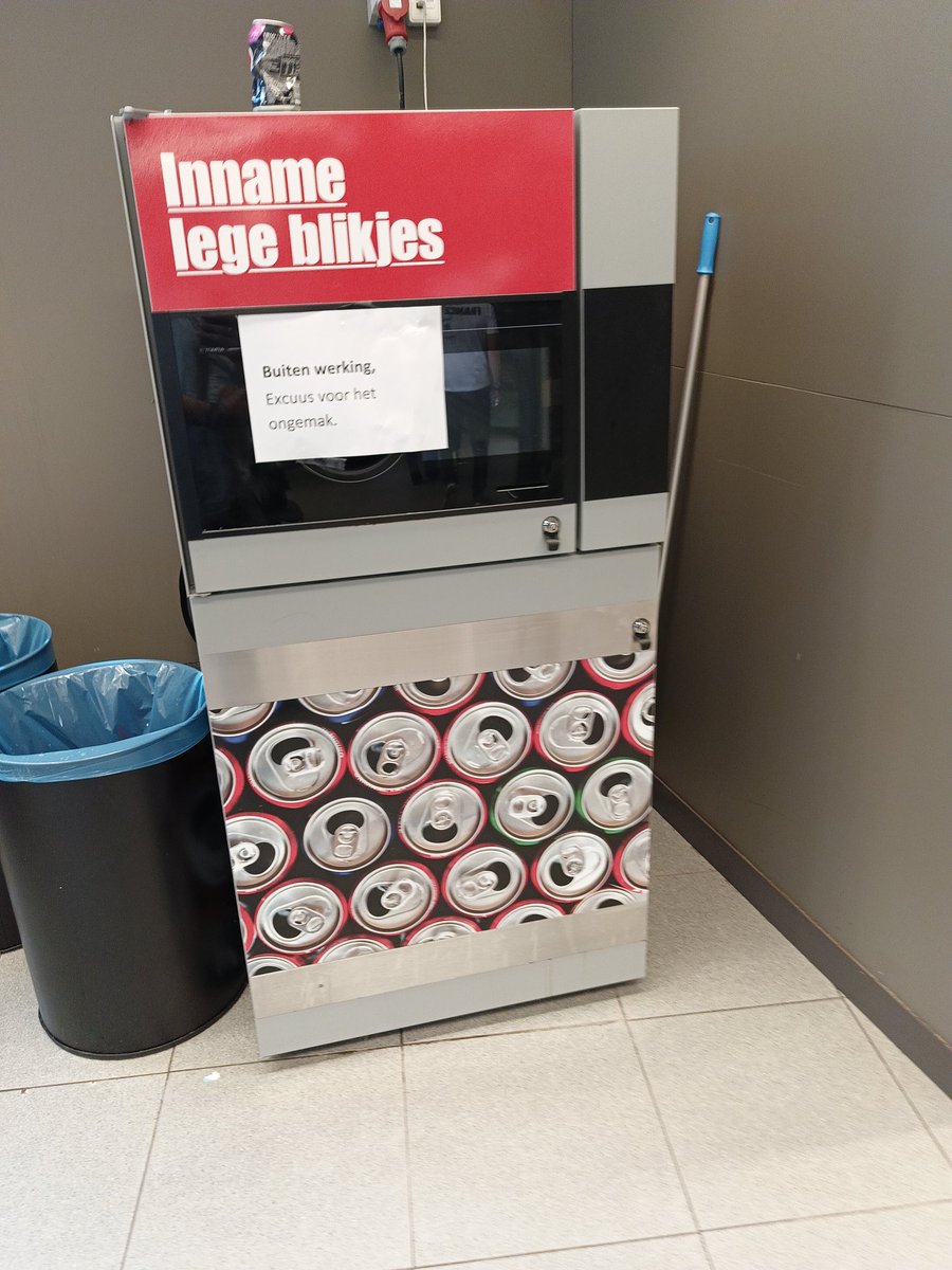 Bezig_Bijtje81's tweet photo. En wat kan ik met #excuses dan?
In iedergeval niet mijn #statiegeldblik inleveren π€¦ββοΈπ https://t.co/ulyGLGAZTk