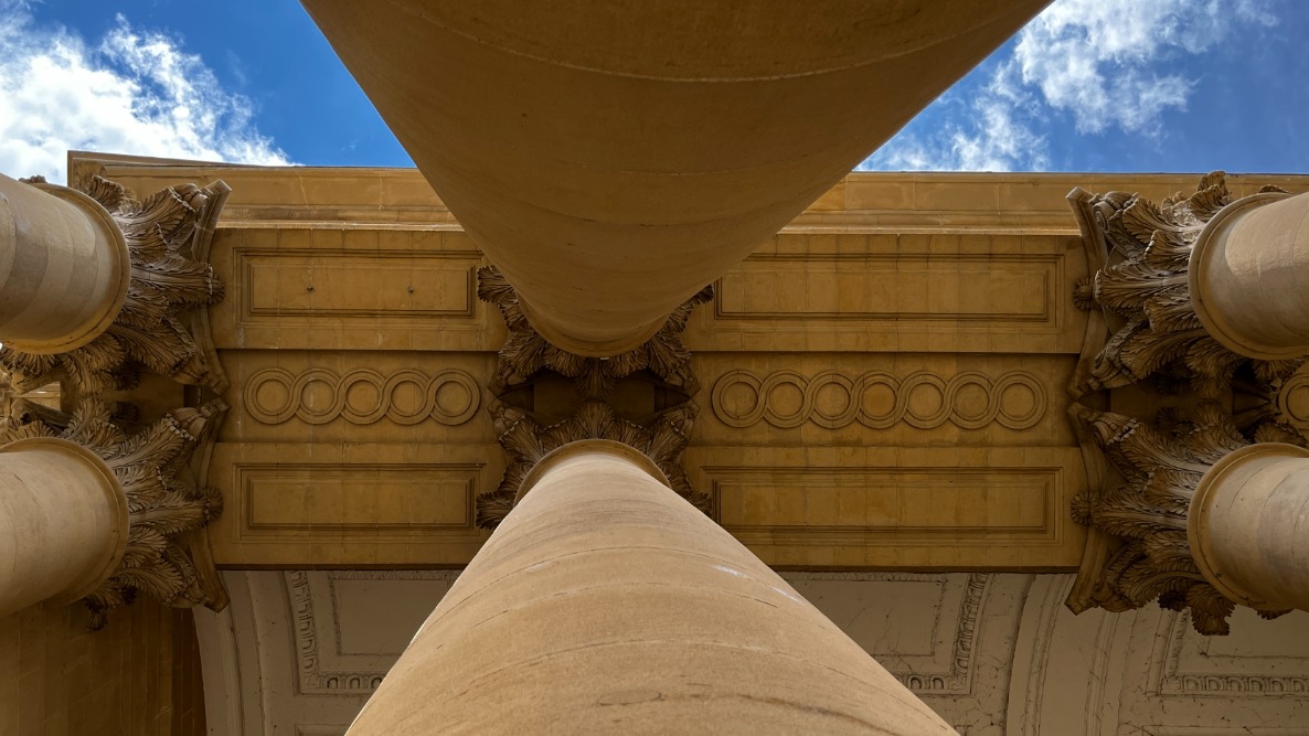 CatePamplonaM's tweet image. ¿Sabes desde dónde se ha hecho la foto?
Nada como mirar👀las cosas desde otra perspectiva.
#pamplonairuña #catedralpamplona #turismonavarra