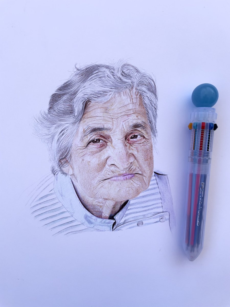wowenart's tweet photo. Aquí os dejo un pequeño retrato del tamaño de un bolígrafo. Lo más complicado de dibujar siempre es la expresión en el rostro, sobretodo en la mirada. 

Espero que os guste 🫶🏻 https://t.co/xyV4gr6ZLl