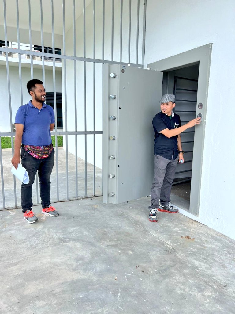 PasukanProjekTrg tweet media