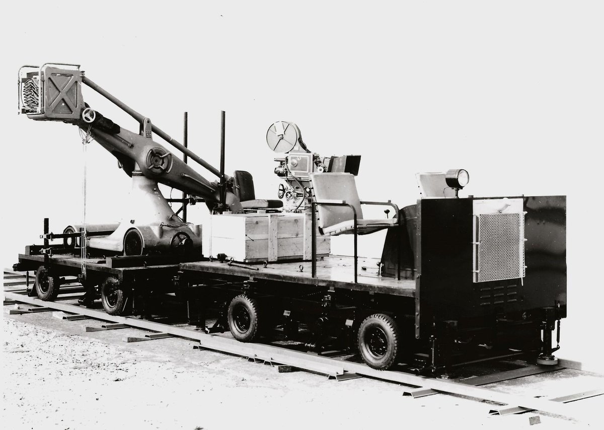 WickhamofWare's tweet photo. A modified Type 18A Trolley & Type 17 Trailer (2 Ton) - Works Nos. 8929 & 8930 built to 4’6” gauge, fitted with pneumatic wheels & spring tensioned Revothane guide wheels mounted on each side front and rear of the frame, to retain the trolley on the track. #wickhamwednesday https://t.co/Na93X3eksK