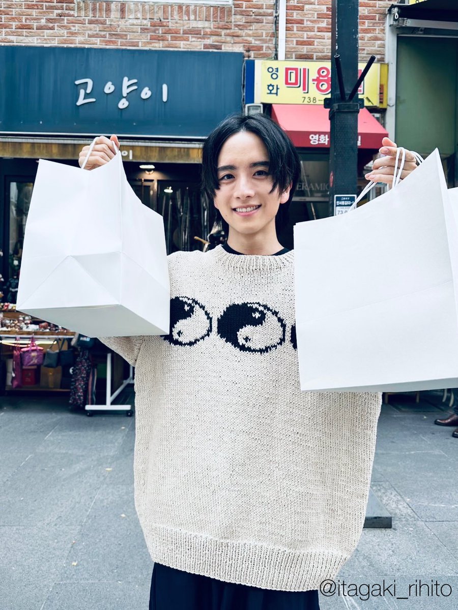 板垣、韓国・ソウルに行ってきました🇰🇷 明日発売の女性セブン