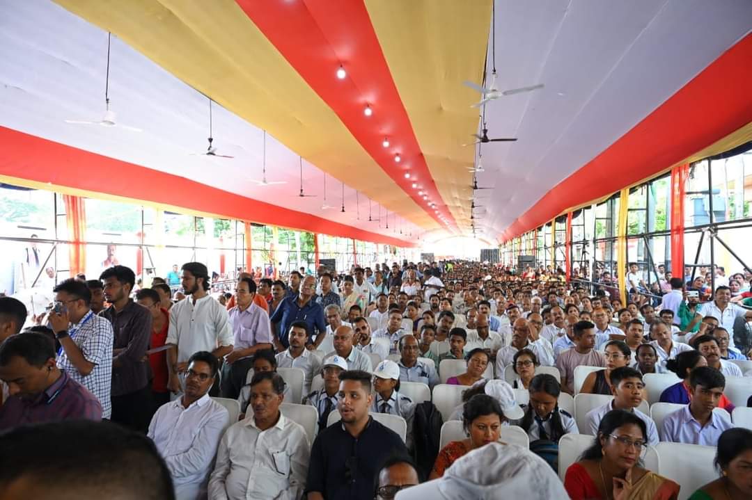 Attended in the third Jal Jeevan Sammelan held in Jorhat today in the presence of HCM Dr. @himantabiswa along with cabinet colleagues, MPs and MLAs. HCM also inaugurated 60 Rural Drinking Water Supply Schemes and 'Amrit Jal Yojana' under the Jal Jeevan Mission apart from…