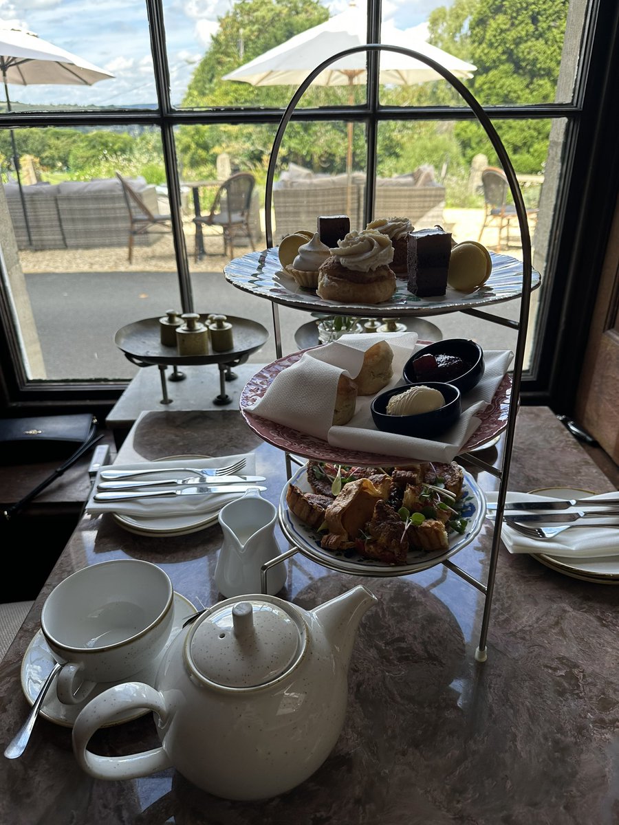 <a href="/gwhizz420/">G</a> Is this proper tea? 🫖 <a href="/BurleighHotel/">Burleigh Court Hotel Cotswolds</a>