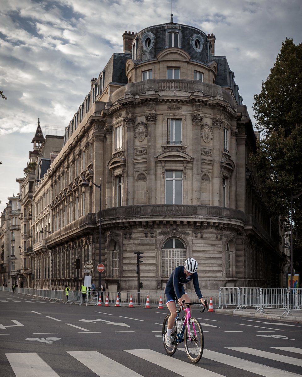 Paris2024's tweet photo. It’s happening ✨

The world's best triathletes have landed in Paris and we're so excited to see them compete in the capital's most beautiful venues 😍

📸@worldtriathlon https://t.co/M2baWpNBt7