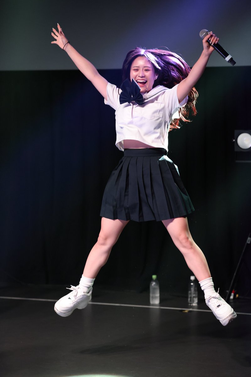 8kgKmUZMZWe8RiH's tweet image. 8/15 #ステイニー #篠崎ここ 
▷制服公演 

ここどっかん～