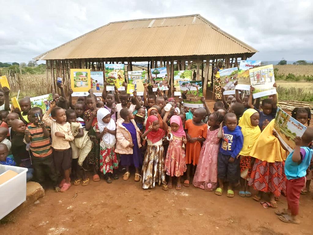 ShuleBora's tweet photo. @ShuleBora's support to the community initiated School Readiness Programme will provide a strong start for hundreds of children from marginalized communities starting their education journey.

#SRP children in #Tanga region are seen here, brimming with readiness &amp; excitement, 1/2 https://t.co/R6RrCPPtgQ