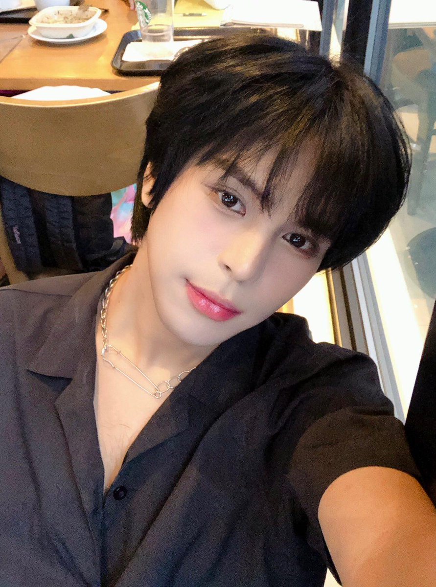 onlyforwiji's tweet photo. Pogiii mo idol  :3 #6ENSE #ESENSE #6ENSEAlwaysOne @6ENSEofficial https://t.co/UGHPeu5pKJ