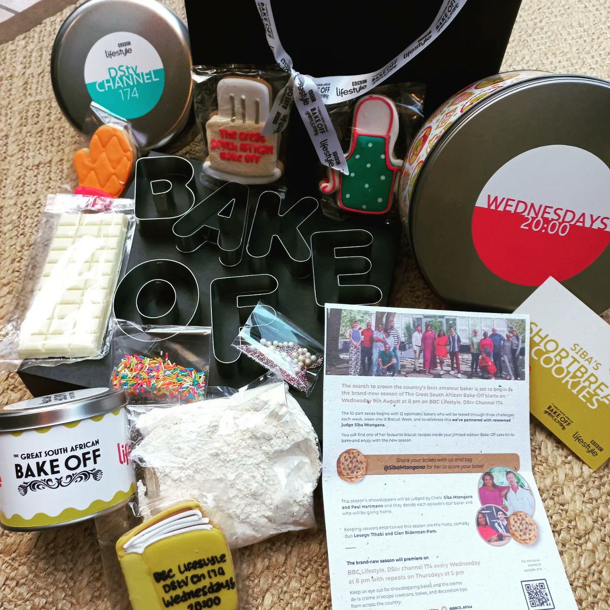 TVwithThinus's tweet photo. The @BBCS_Africa courier made a press drop for the new season of The Great South African press drop #SABakeOff #GSBO on Wednesdays on @BBCLifestyle (@DStv 174) at 8pm. https://t.co/07SorTyeti