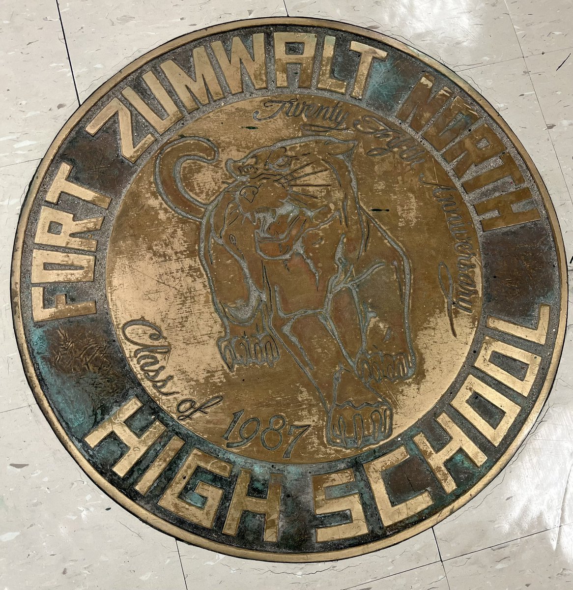 Day 2 of pep rallies — kicking it off on the North Side! Found my first classroom from 1996. <a href="/FZN_Panthers/">FZN_Panthers</a>