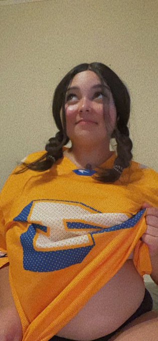 Let's undress together? https://t.co/HPj41LCNH2 &bull;findom &bull;walletdrain &bull;humanATM &bull;goddess &bull;paypiggy &bull;finsub